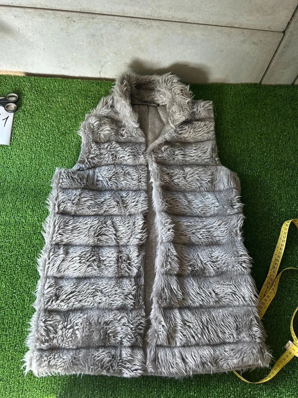Gilet sans manches fausse fourrure Lala Pacha taille 38